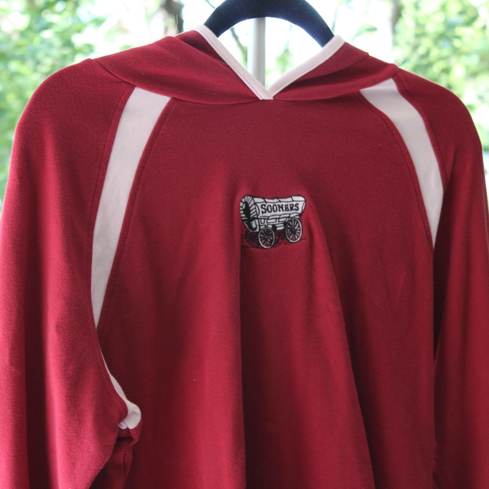 Vintage, Hard to Find Oklahoma Ladies Sooners Collegiate Collection Thin Hoodie